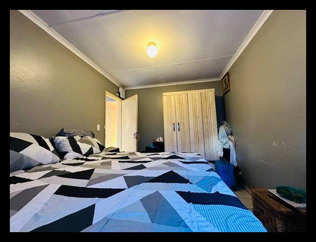 3 BEDROOM HOUSE FOR SALE IN OLIFANTSFONTEIN